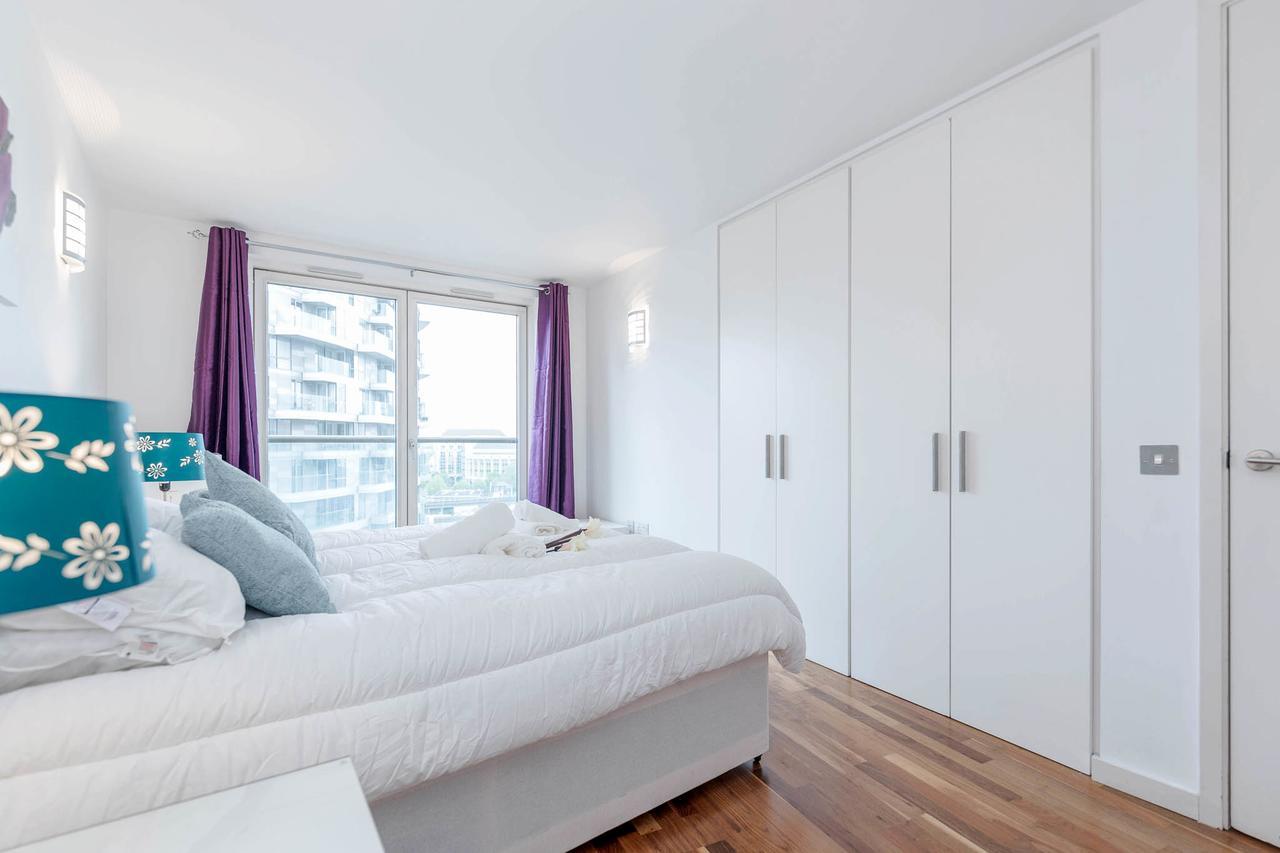 Excel Apartment For Business Travellers 런던 외부 사진